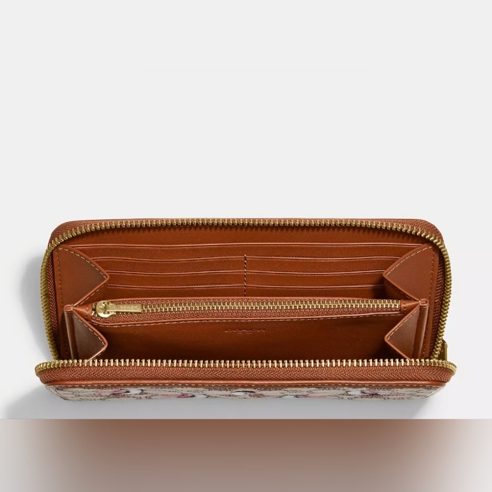 COACH Accordion Zip Wallet - Picture 3 of 7